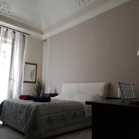 Inna'S Rooms In The History Center Катания Экстерьер фото
